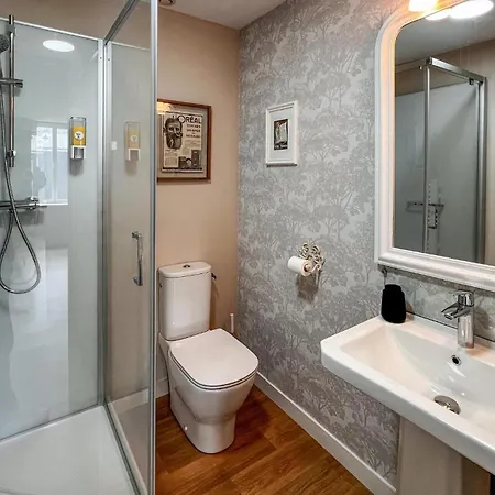 Appartement Amazing In With Kitchen Saint-Renan
